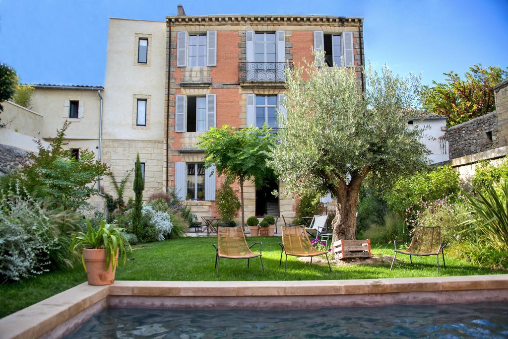 La Maison Rouge D'Uzes B&B Eksteriør bilde